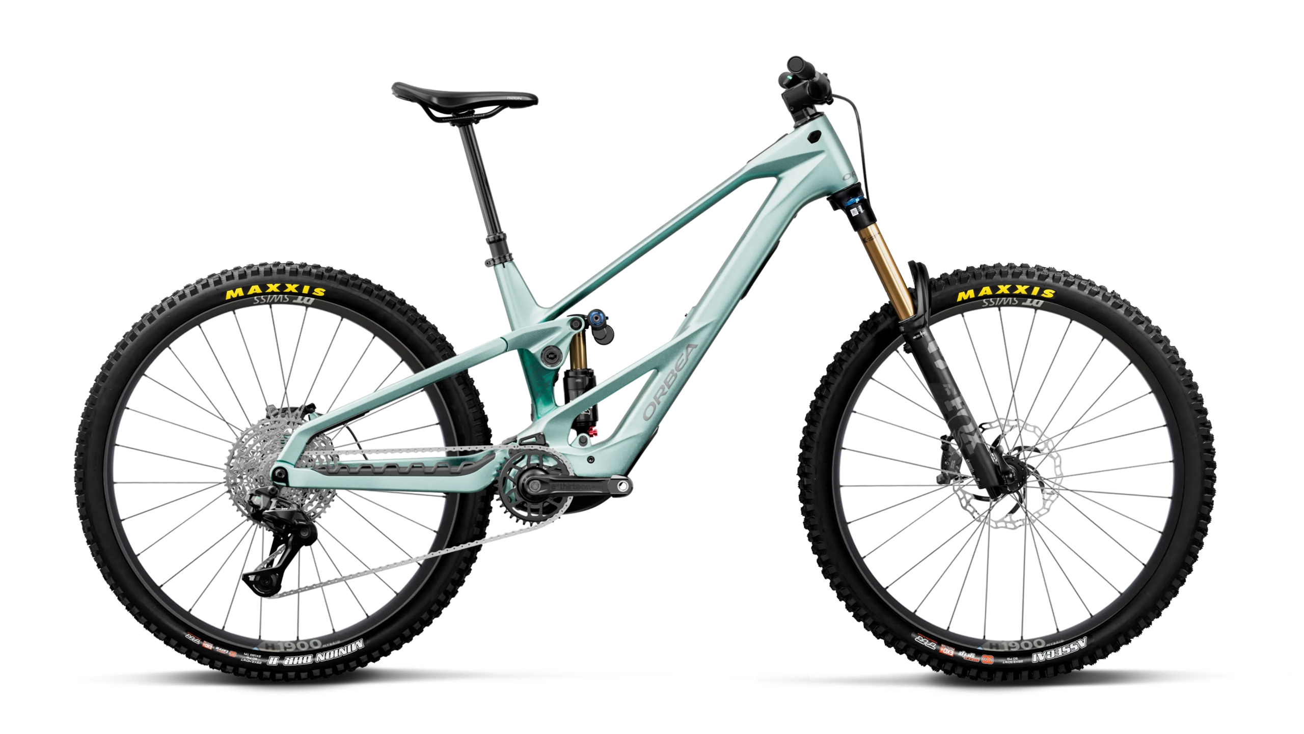 wild-lt-m10-e-mountainbike-fully-smooth-silver-escape-green-c-view-2027-1-scaled-1.png